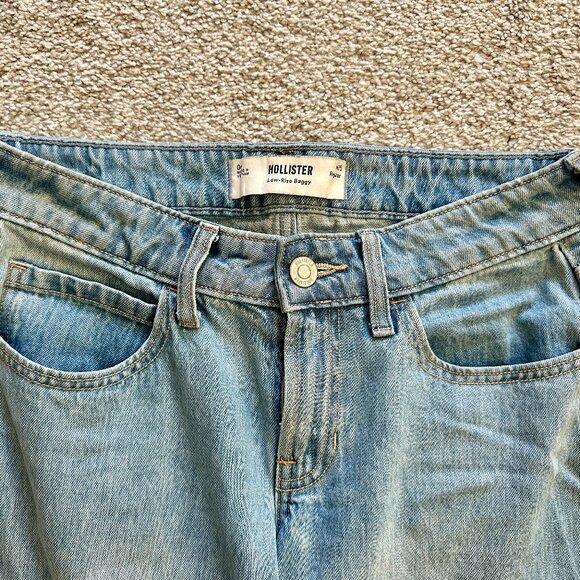 Hollister Low-Rise Baggy Cargo Jeans - Size 0 / W25 Regular - Picture 3 of 4